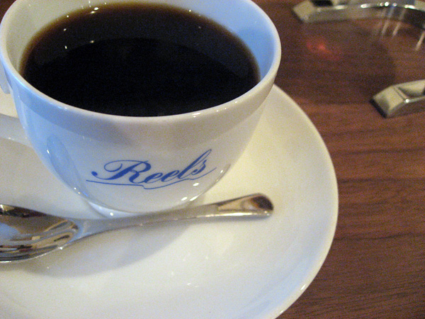 西洋釣具珈琲店reels