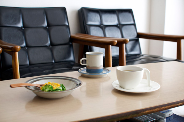 毎朝、コーヒーを淹れてくれます