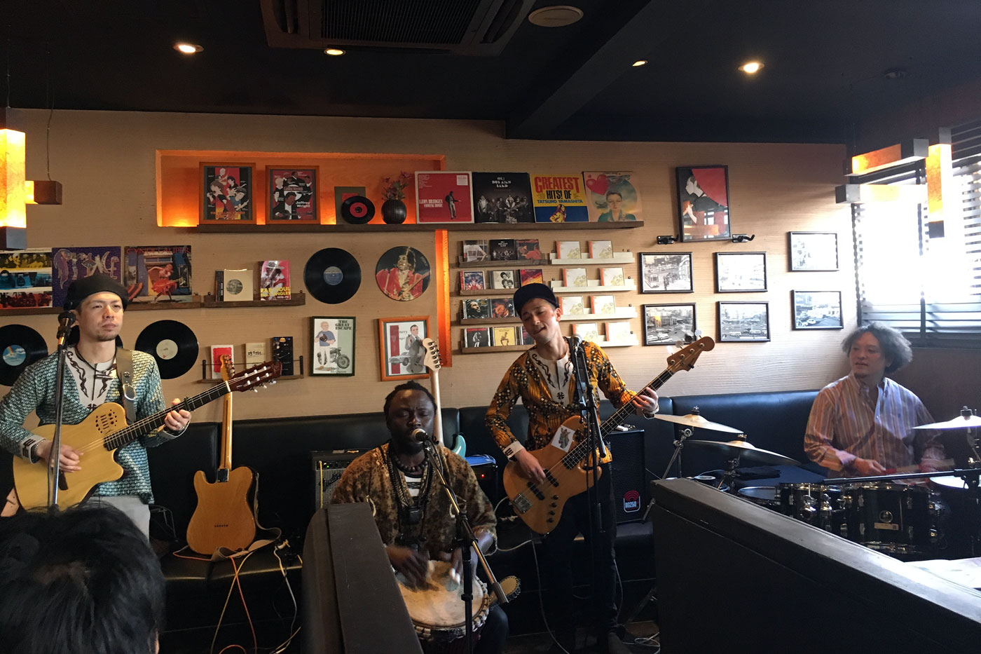 Afro Begue @ 坊々樹