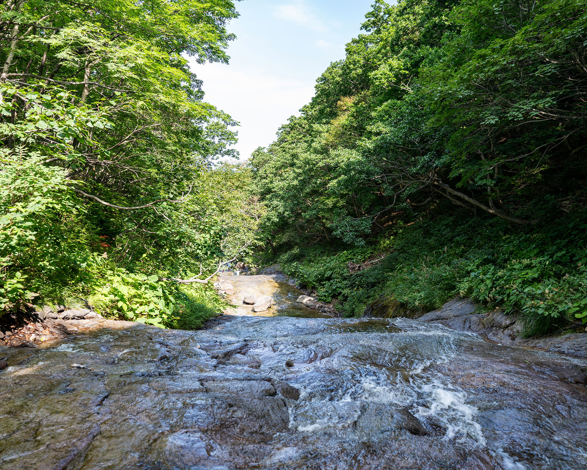 カムイワッカ湯の滝