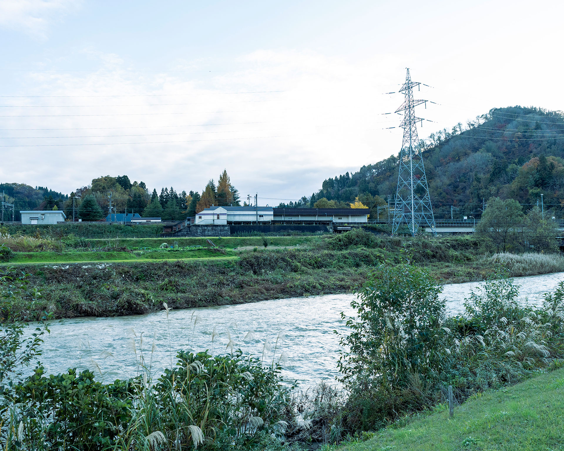東頸城郡浦川原村虫川